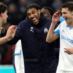 Aubameyang rực sáng tuổi 36, san bằng kỷ lục của Thierry Henry