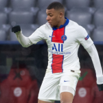 2 lần xé lưới Bayern, Mbappe sánh ngang huyền thoại bóng đá Pháp