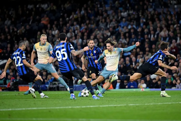 3 “điểm đen” trong trận hoà thất vọng của Man City