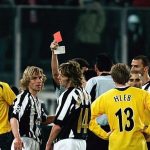 8 CLB khiến đối thủ dính thẻ đỏ nhiều nhất Champions League: Arsenal sau 3 đội