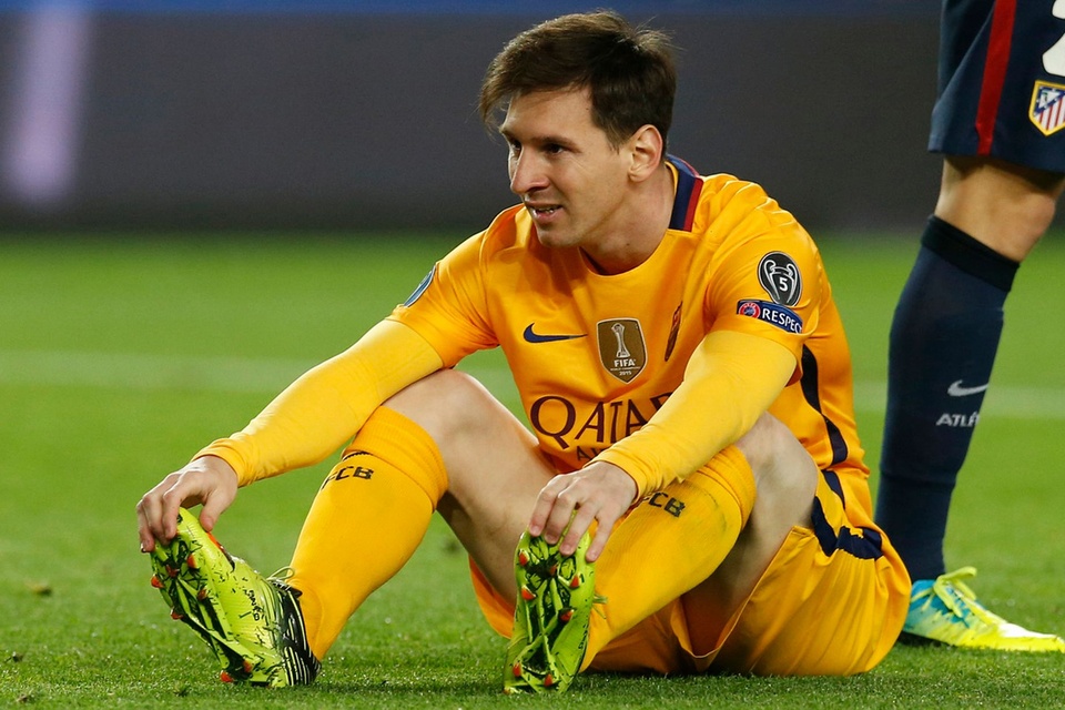8 mùa Champions League trắng tay của Messi