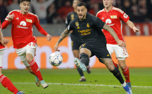 Ancelotti khen tấm tắc sát thủ không chiến của Real Madrid