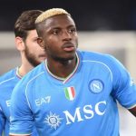 Ancelotti lo ngại về Osimhen