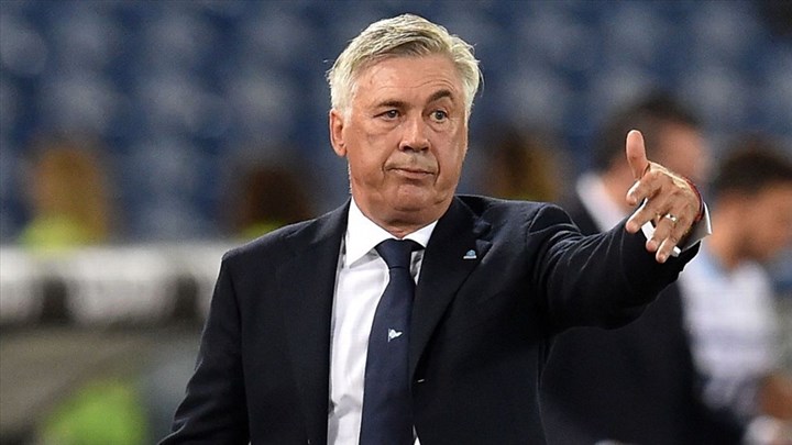 Ancelotti: “Tôi không phải nói về Casemiro, Kroos và Modric”