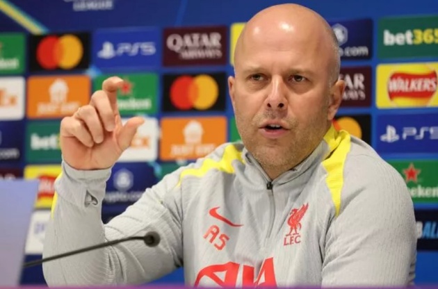 Arne Slot khẳng định điều chắc nịch về PSG