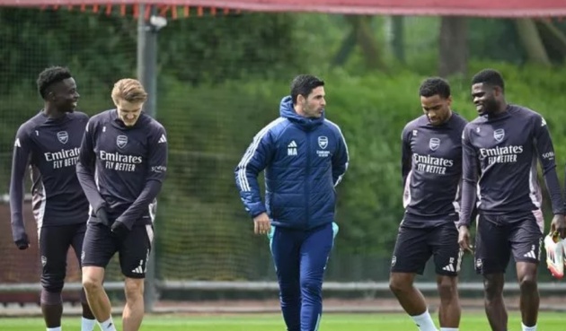 Arsenal đại chiến PSG: 3 sự thay đổi có thể giúp Arteta ngược dòng thành công