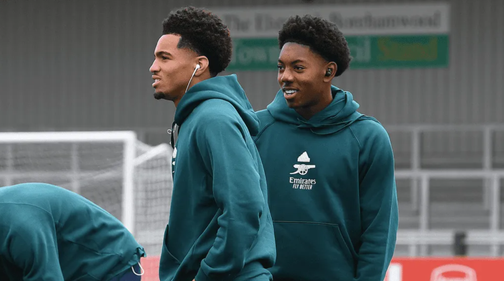 Arsenal dùng sao trẻ đấu PSV