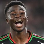 Arsenal “hủy diệt” PSV, Saka lập tức tung động thái