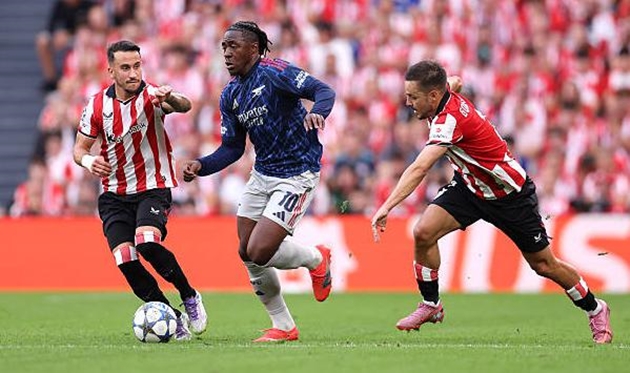 Arsenal thắng, nhưng Arteta đang mắc sai lầm tương tự Guardiola?