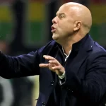 Bài toán cho Arne Slot và tấm gương từ Rafa Benitez