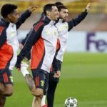 Barca thở phào với Di Maria và Alvaro Carreras