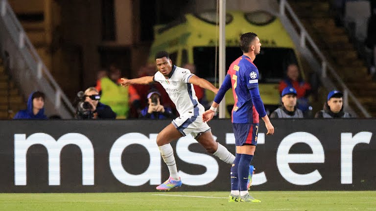 Barcelona và Inter tạo nên trận cầu kinh điển của Champions League