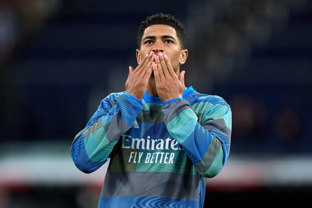 Bellingham xô đổ kỷ lục của huyền thoại Real, đi vào lịch sử Champions League