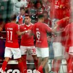 Benfica 4-0 Atletico: Cú sốc lớn; Nhạc trưởng vạn người mê