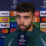 Bị chỉ trích, Raya thừa nhận bó tay toàn tập