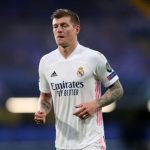 Bị Mount cà khịa, Kroos đăng đàn đáp trả