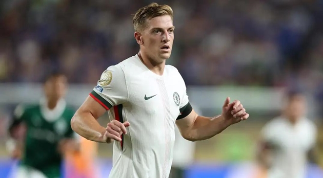 Bị UEFA “sờ gáy”, Chelsea phải bán sao để dự Champions League