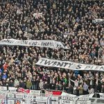 Các câu lạc bộ Đức được khen ngợi vì giá vé rẻ