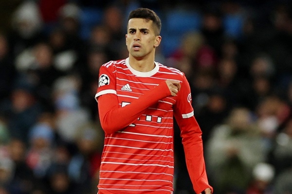 Cancelo sẽ nhận huy chương nếu Man City vô địch?