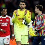 Carragher gọi David Raya là thương vụ tốt nhất của Arsenal