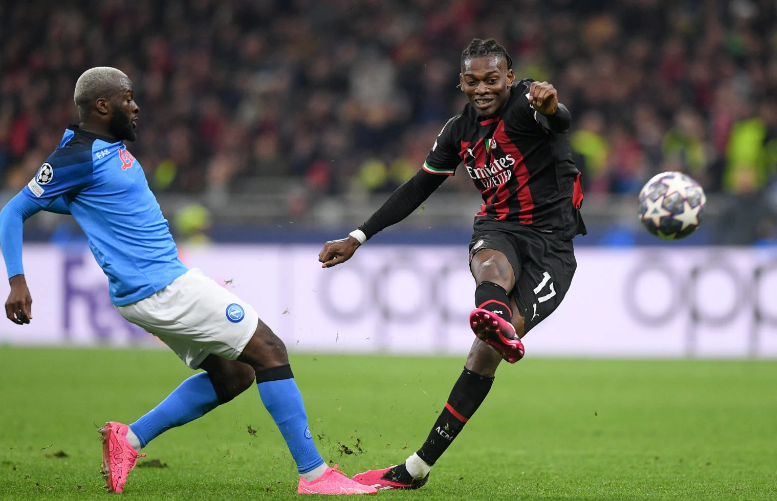 Carragher so sánh mục tiêu của Arsenal với Henry