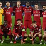 Cậu bé nhặt bóng trận Liverpool 4-0 Barcelona ghi tên vào lịch sử CLB