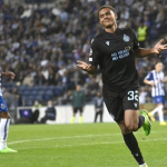 Cầu thủ 17 tuổi đi vào lịch sử Champions League