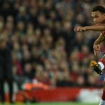 CĐV Liverpool: ‘Tất nhiên cậu ấy là người đá phạt góc đỉnh nhất C1’