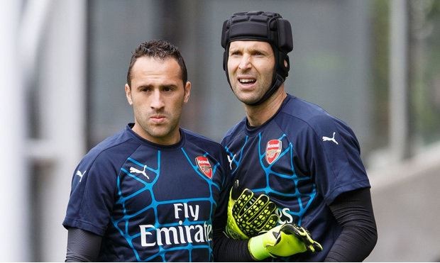 Cech – Ospina: Cạnh tranh để cùng tiến!