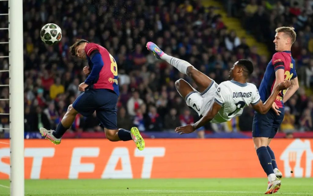 Chấm điểm Barca 3-3 Inter: Thất vọng hàng thủ; Yamal chói sáng
