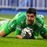 Champions League đợi 19 năm mới có 1 “siêu người nhện” như Courtois