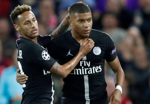 Chặn đứng cả Neymar lẫn Mbappe, Neuer nói luôn 1 lời