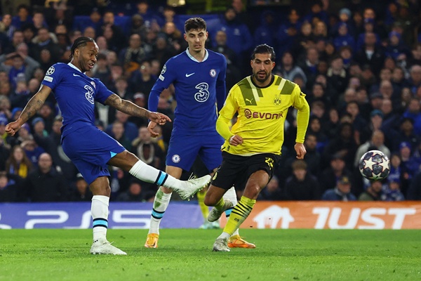 Chelsea vào tứ kết Cúp C1: Sức mạnh của đồng tiền