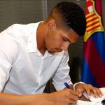 CHÍNH THỨC: Barca chốt tương lai Ronald Araujo