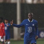 Chris Sutton: Cầu thủ duy nhất của Chelsea có thể ngăn Modric