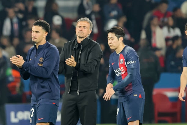 Chủ tịch PSG làm rõ tương lai Luis Enrique