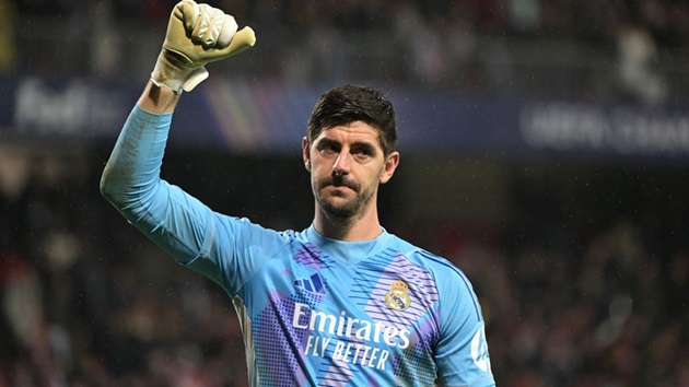 Courtois không ngại đối đầu Man City
