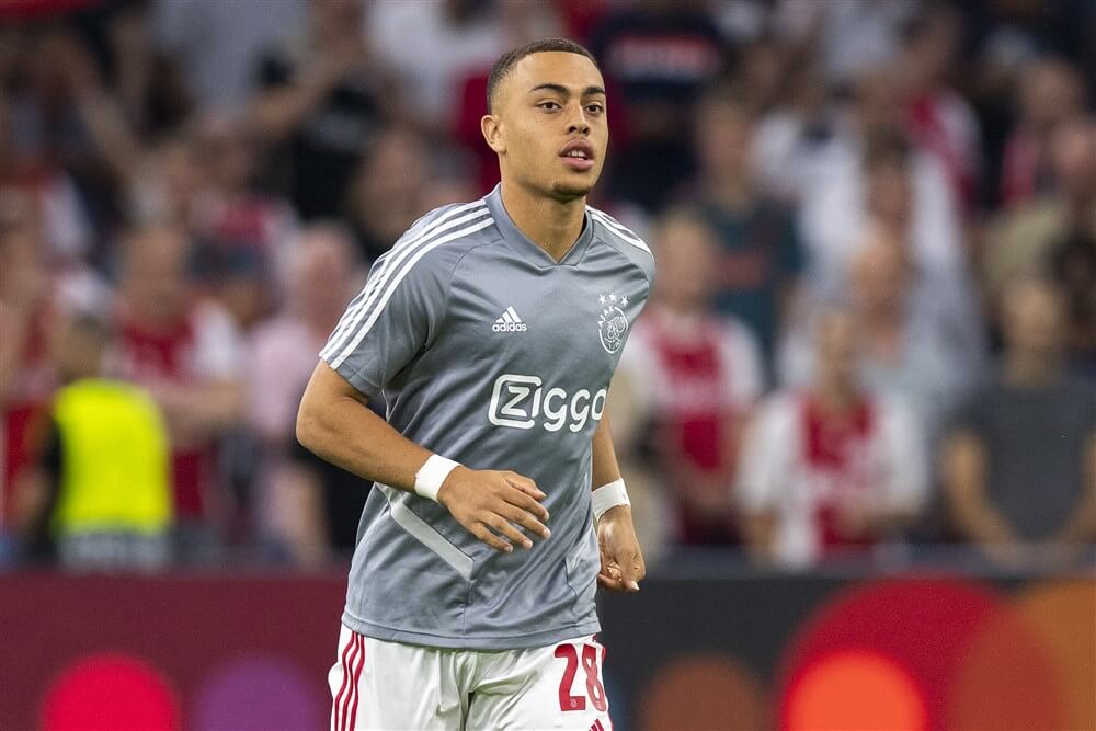 Đây! ‘Thánh’ chuyền mới của Ajax Amsterdam