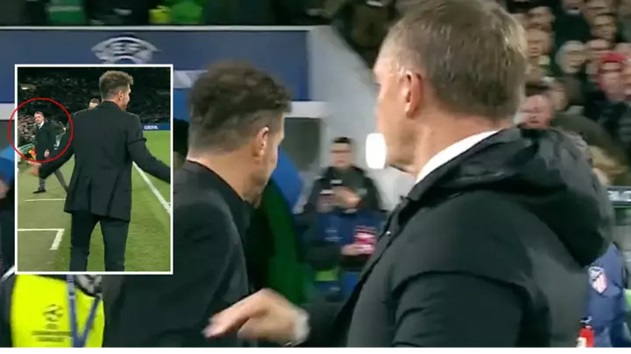 Diego Simeone từ chối bắt tay Brendan Rogers