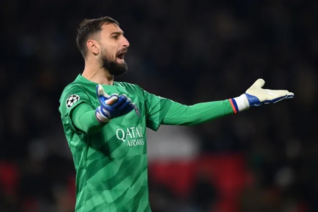 Điểm yếu của Donnarumma là điểm mạnh của Arsenal