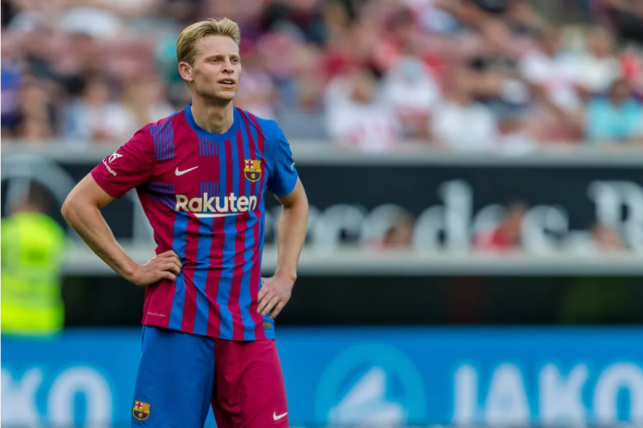 Dirk Kuyt nêu điểm yếu cố hữu của Frenkie de Jong
