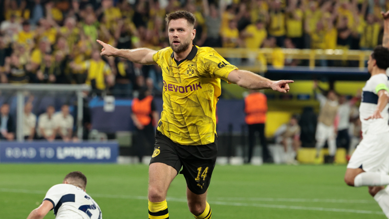Dortmund viết cổ tích mà không cần siêu sao