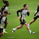 Dusan Vlahovic tạo thảm họa ở Champions League