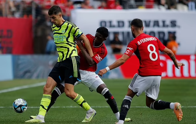 Erik Ten Hag tưởng thưởng cho Kobbie Mainoo