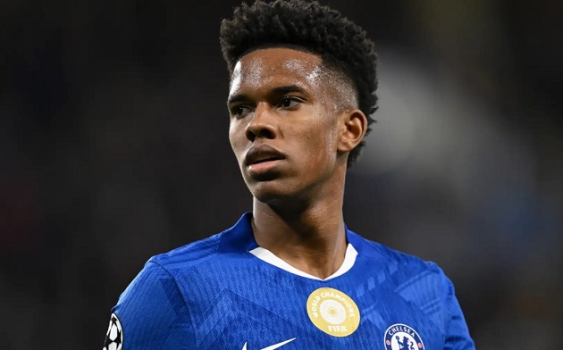 Estevao tìm dấu ấn khi đối đầu thần đồng Yamal