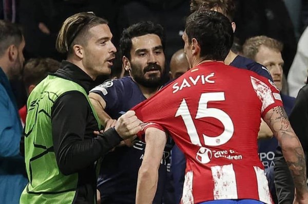 Ferdinand: “Có thể đó là sự ghen tị, cái giá 100 triệu bảng”