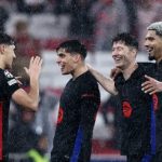 Hạ gục Benfica, Barcelona kiếm bộn tiền ở Champions League