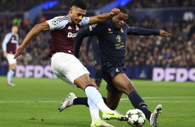 Hai bộ mặt trái ngược của Aston Villa trước Juventus