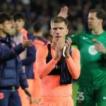 Hàng thủ bất ổn, Henry nói Barcelona khó đi xa ở Champions League