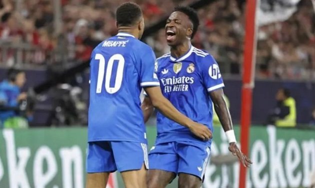 Hàng thủ lỏng lẻo khiến Real Madrid bị hoài nghi ở châu Âu